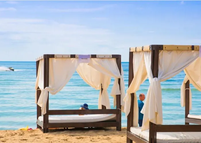 Anita C 19 Sunny Apartmán *