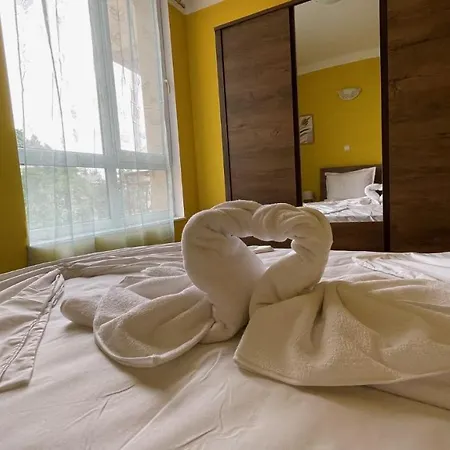 Anita C 19 Sunny Apartman Napospart