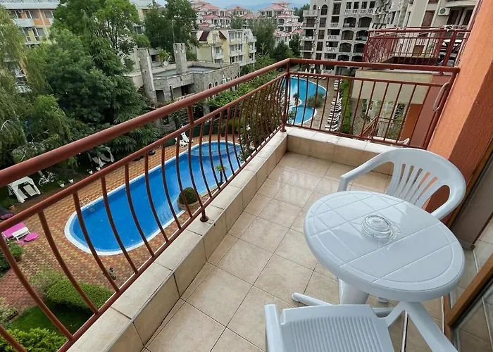 Anita C 19 Sunny Апартаменти