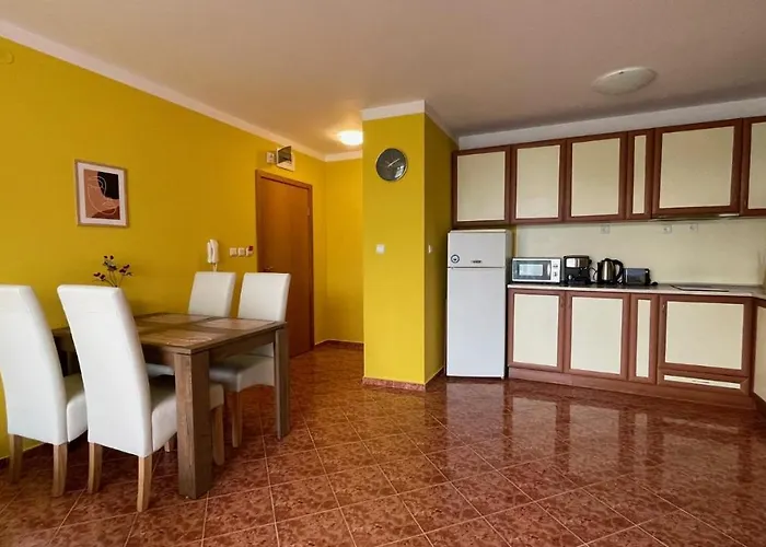 Anita C 19 Sunny Апартаменти